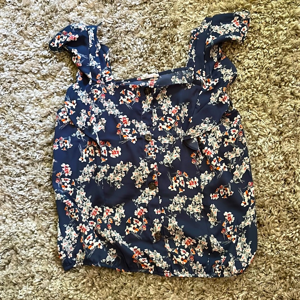 ❤️must order 2 or more items❤️ Flowered tank top